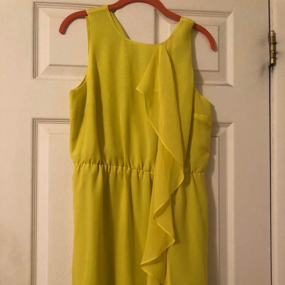 Sale! New Bar 3  Macy’s Brand Lemon Lime Dress w/ Front Cascading Ruffle